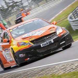 B Kissling Motorsport,F Fritzsche Heinz-Otto, Hückeswagen,F Müllenmeister Nicole, Wermelskirchen,F Fritzsche Jürgen, Hückeswagen Opel Astra OPC,IC1035776,IC1048732,IC1100384 B Kissling Motorsport,F Fritzsche Heinz-Otto, Hückeswagen,F Müllenmeister Nicole, Wermelskirchen,F Fritzsche Jürgen, Hückeswagen Opel Astra OPC,IC1035776,IC1048732,IC1100384